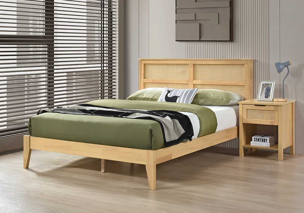 Lit 140x190cm en Bois d’Hévéa Alicia Chambres à Coucher Votre Magasin de Meuble et Électroménager à La Réunion !