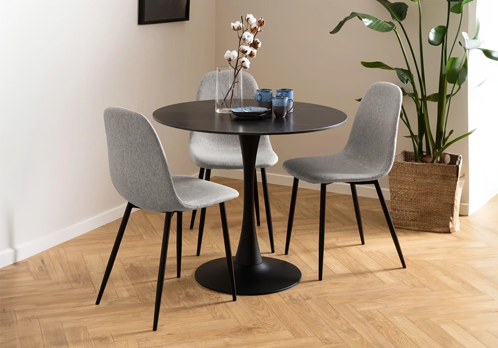 Lot de 6 Chaises Malila Chaises Votre Magasin de Meuble et Électroménager à La Réunion ! 6 Lot de 6 Chaises Malila – Image 1